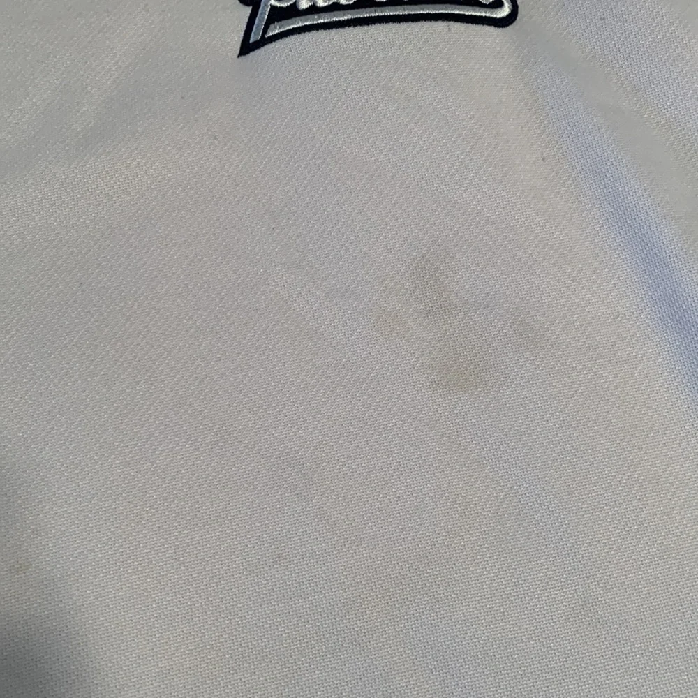 Women’s Patriots Sweatshirt - Picture 9 of 9